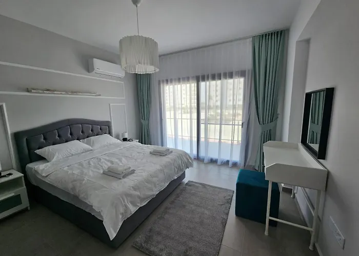 Pompeius Beachside Retreat 2-Bedroom Apartment