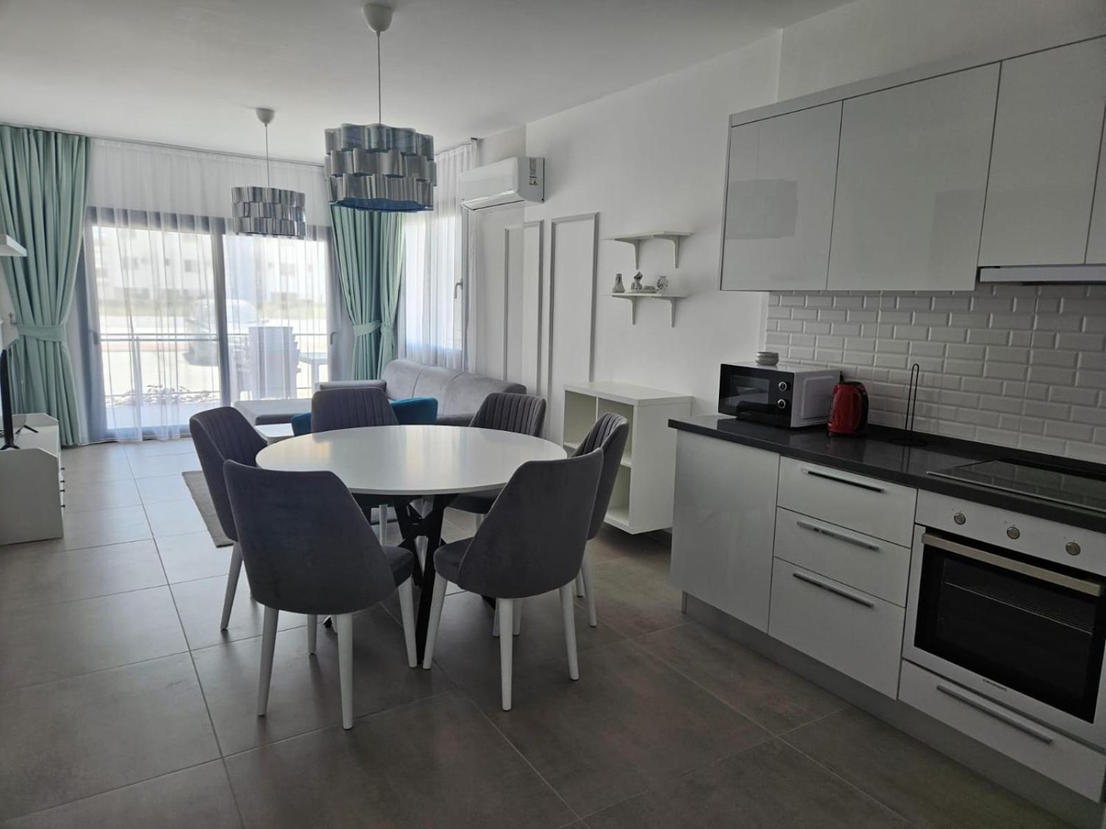 Pompeius Beachside Retreat 2-bedroom *